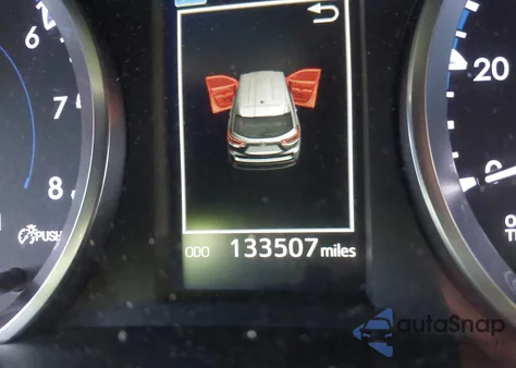 2017 Toyota Highlander Le z USA, uszkodzony, nr VIN 5TDZARFH1HS029571